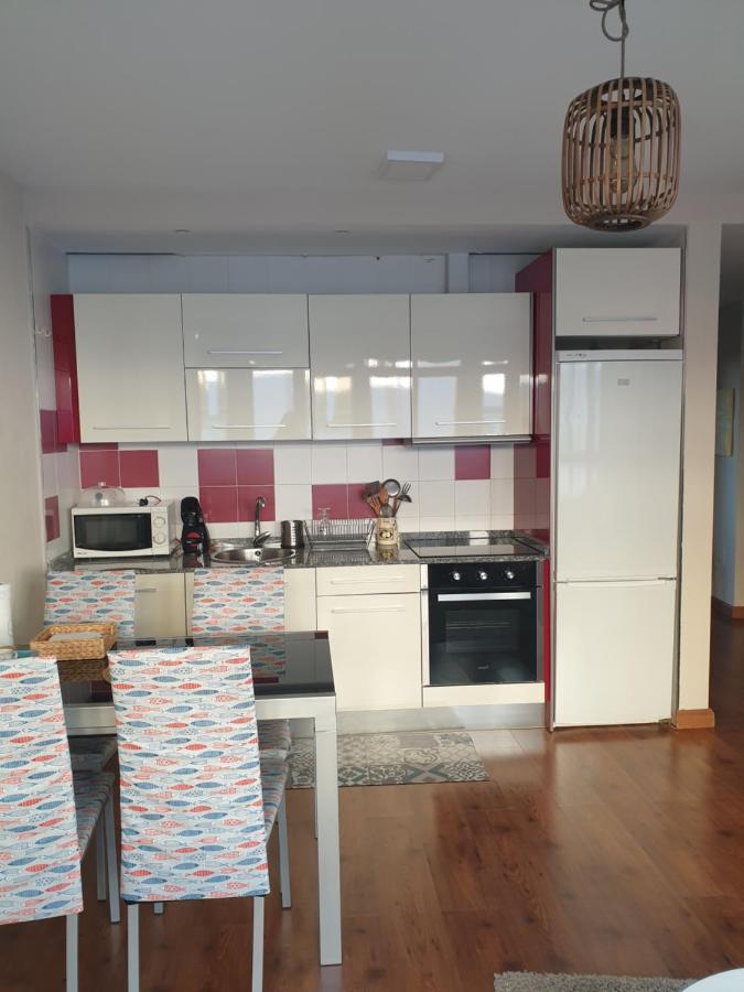Apartamento Cine Colón 2 Ribadeo Esterno foto