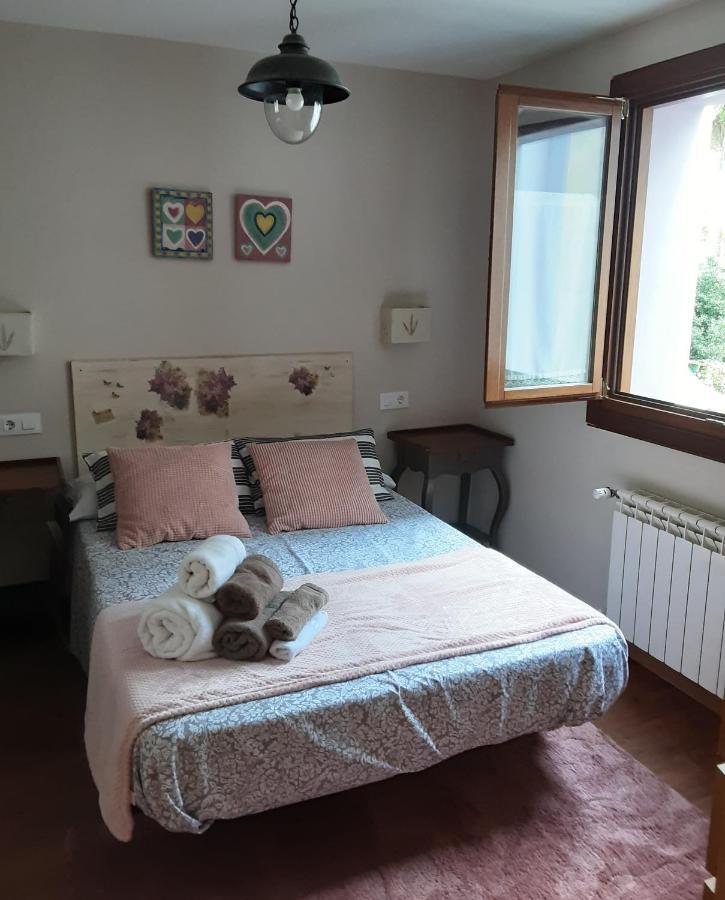 Apartamento Cine Colón 2 Ribadeo Esterno foto